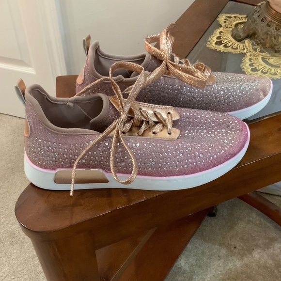 YOKI SPARKLE ROSE GOLD RHINESTONE SNEAKERS SHOES SIZE 8 - Picture 4 of 8